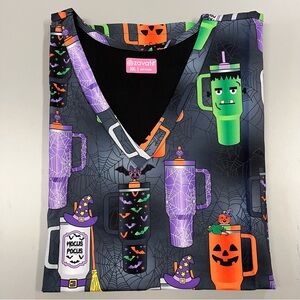 NWT Zavate Halloween Stanley Cup Print Women's Short Sleeve Scrub Top Size 3XL